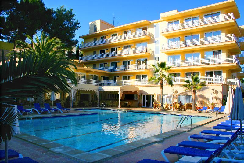 Roc Oberoy - Adults Only Hotel Peguera Exterior photo