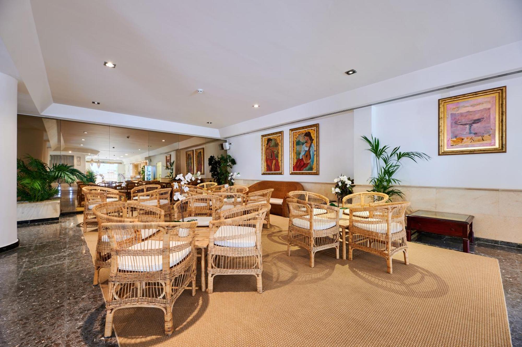 Roc Oberoy - Adults Only Hotel Peguera Exterior photo